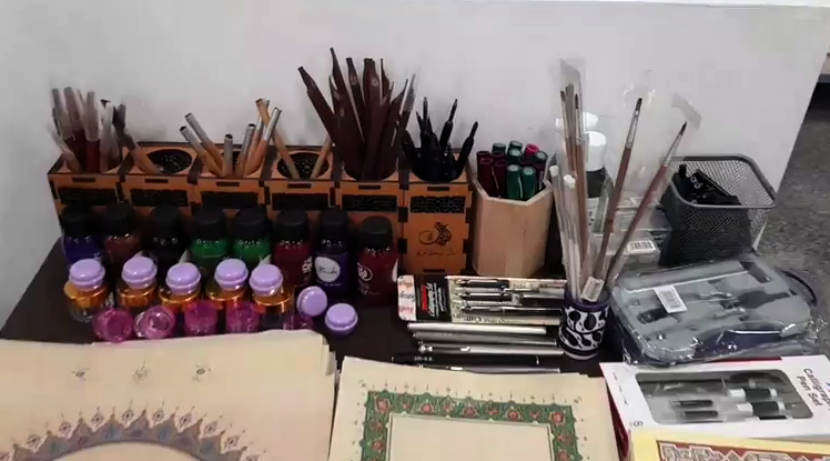Calligraphy pens and tools